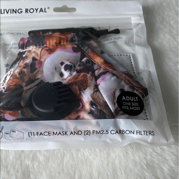 Brand new sealed puppy face mask - Picture 3 of 5